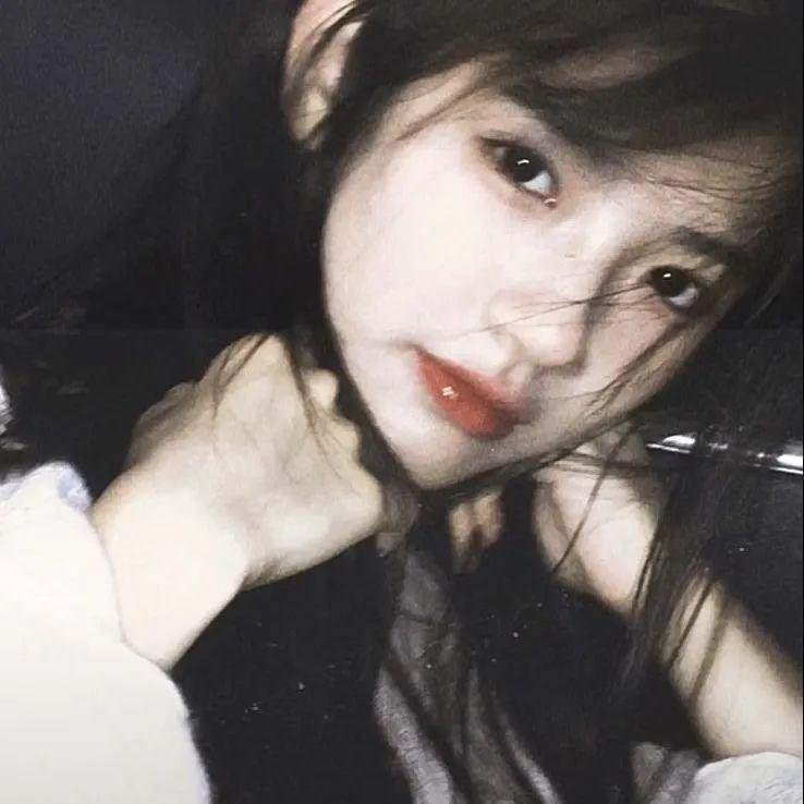 脱下僧袍的人海报